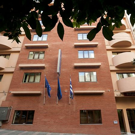 Efplias Hotel Apartments Pireusz Kültér fotó