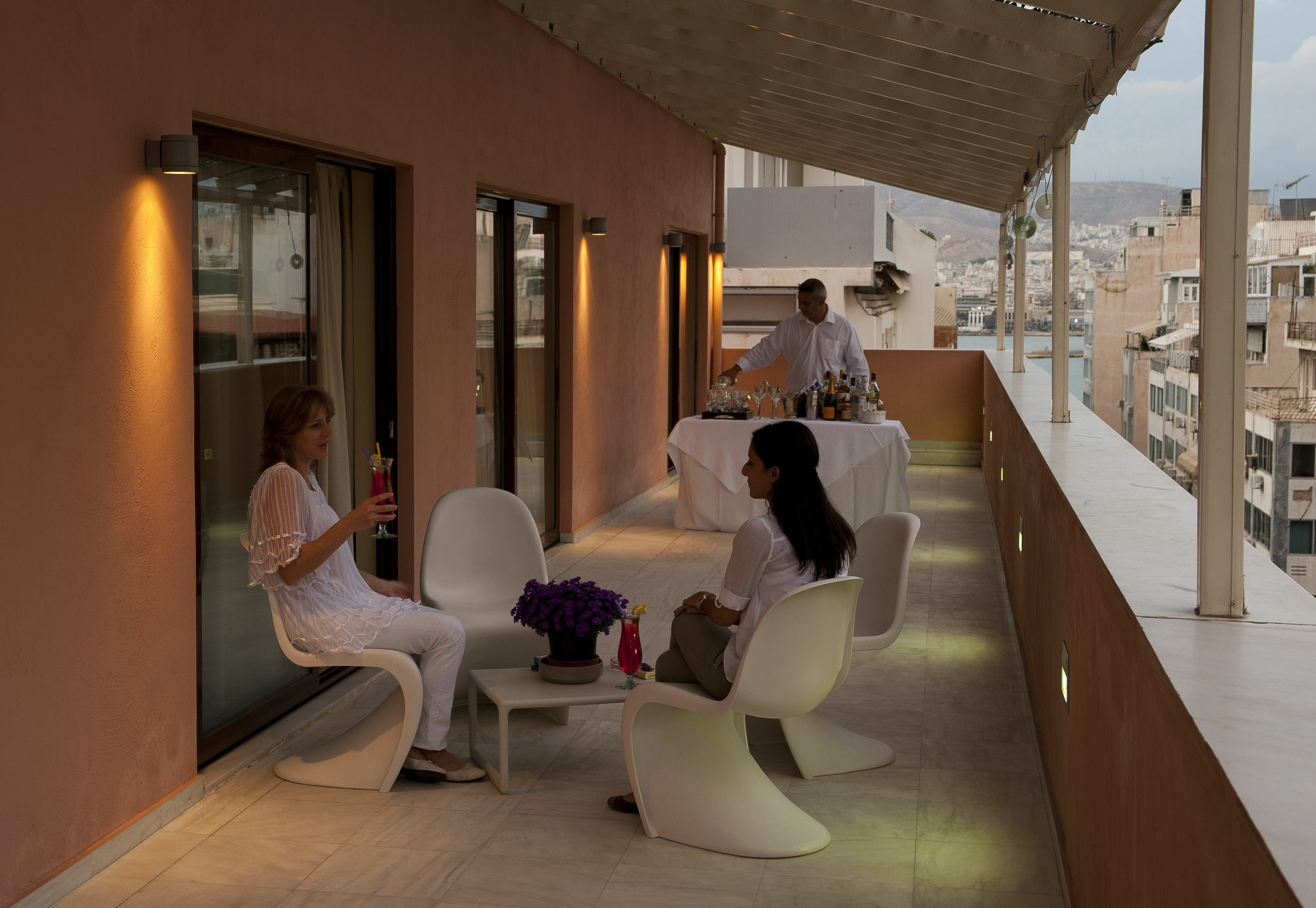 Efplias Hotel Apartments Pireusz Kültér fotó